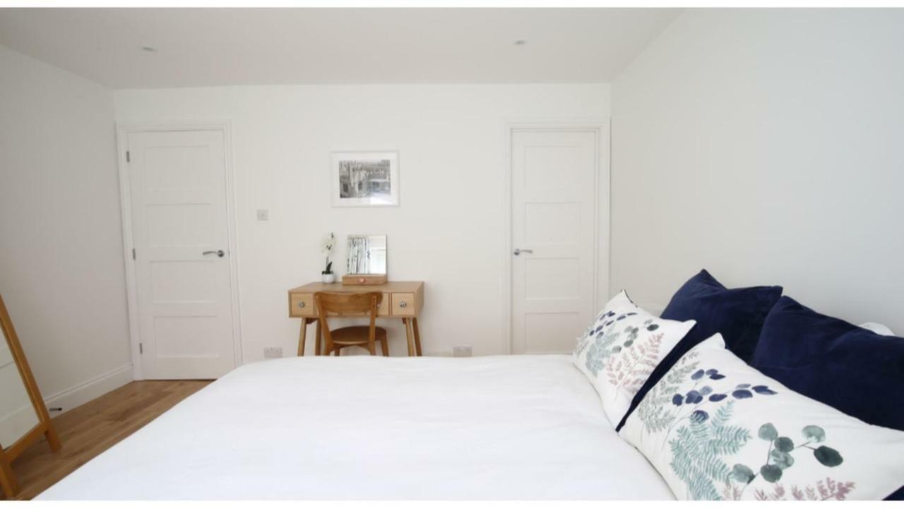 ★ Luxury Oxford Apartment ★ Sleeps 4, Free Parking Esterno foto
